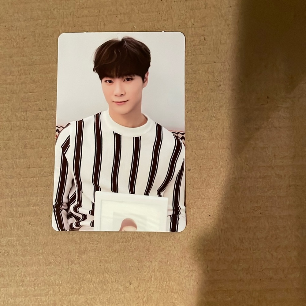 OFFICIAL ASTRO MOONBIN PHOTO CARD FROM ASTRO 4TH MINI ALBUM DREAM PART ONE